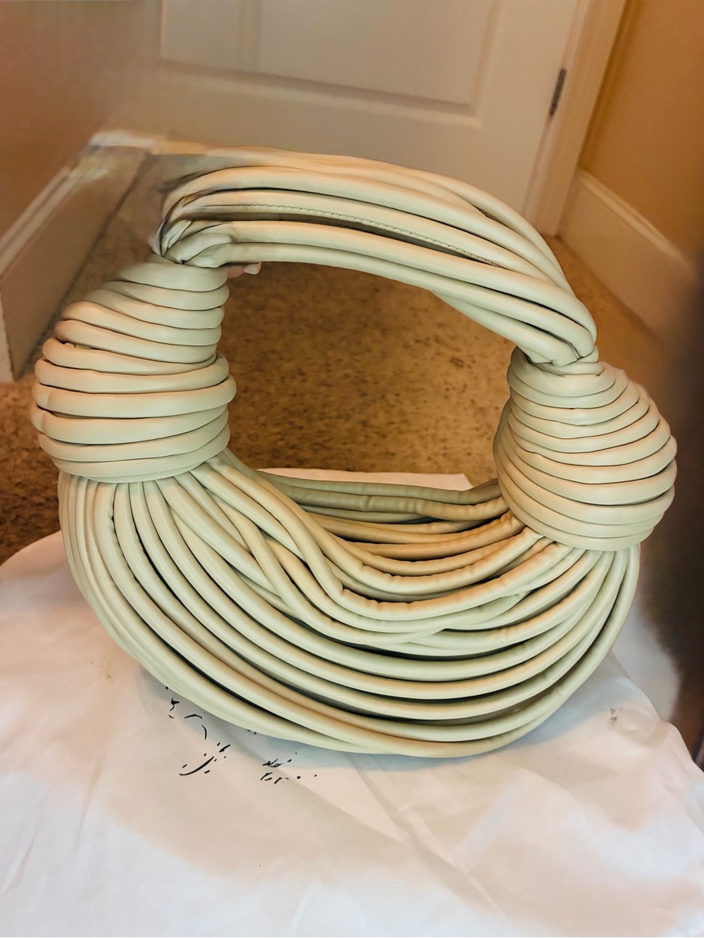 Source Unknown Cream Coil-Style Mini Handbag